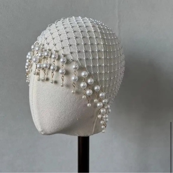 Handmade Wedding Pearl headpiece - Picture 3 of 3